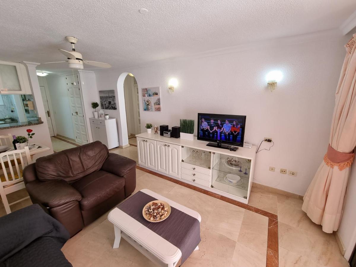 Casa Teide, Ground Floor Apartment Parque Santiago 1, Heated Pool, 100 M To Sea And Beach, Wifi Playa de las Americas  Eksteriør bilde