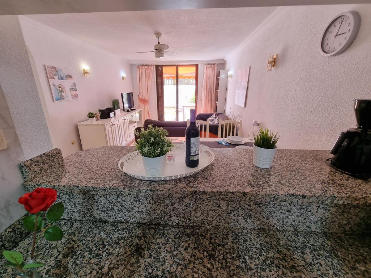 Casa Teide, Ground Floor Apartment Parque Santiago 1, Heated Pool, 100 M To Sea And Beach, Wifi Playa de las Americas  Eksteriør bilde